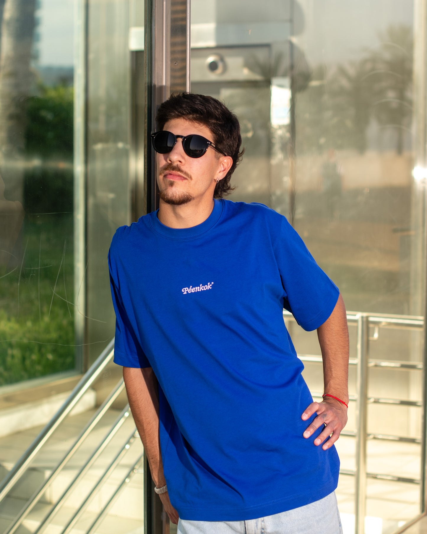 EMBROIDERED ORGANIC COTTON BLUE T-SHIRT