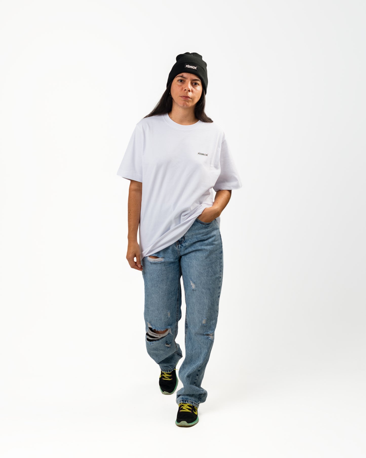 EMBROIDERED ORGANIC COTTON WHITE T-SHIRT